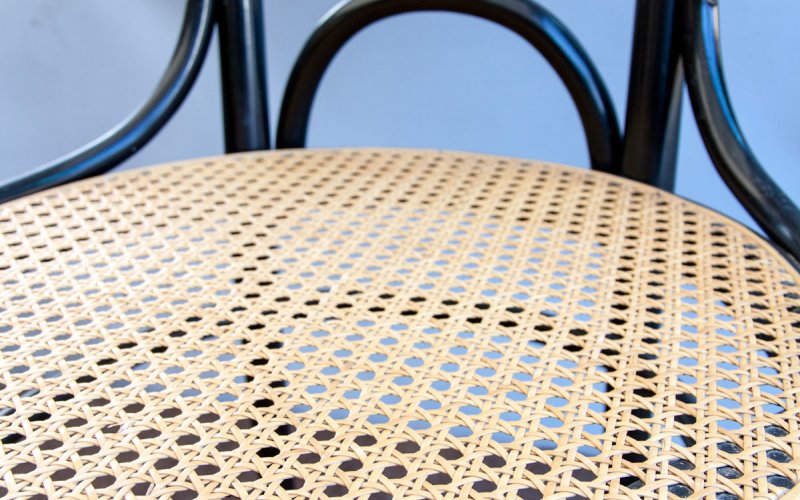 Thonet Holzstuhl mit Wiener Geflecht